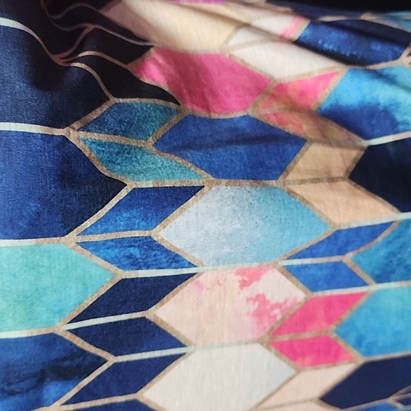 Women's top NWT - Picture 4 of 4